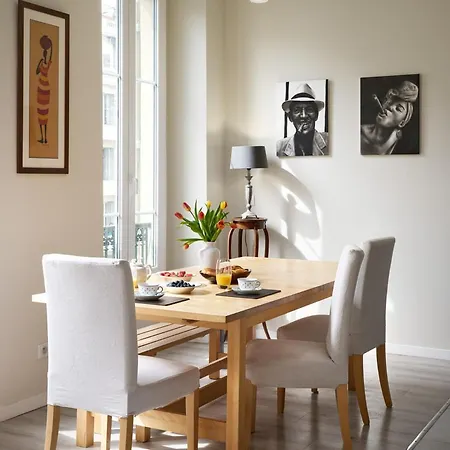 Sunlight - Gisele - Hyper Central, 1 Bedroom With Large Living