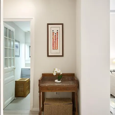 Lejlighed Sunlight - Gisele - Hyper Central, 1 Bedroom With Large Living