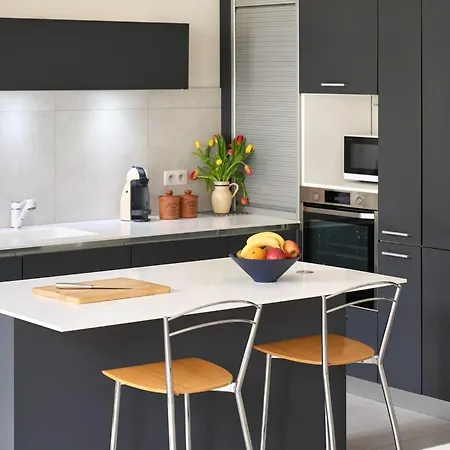 Lejlighed Sunlight - Gisele - Hyper Central, 1 Bedroom With Large Living