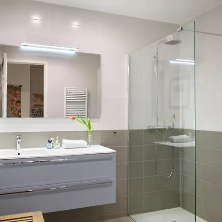 Sunlight - Gisele - Hyper Central, 1 Bedroom With Large Living Lejlighed Nice