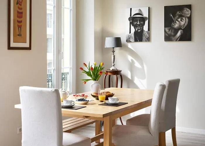 Sunlight - Gisele - Hyper Central, 1 Bedroom With Large Living