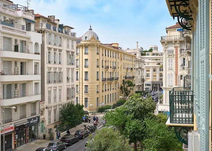 Sunlight - Gisele - Hyper Central, 1 Bedroom With Large Living Διαμέρισμα *